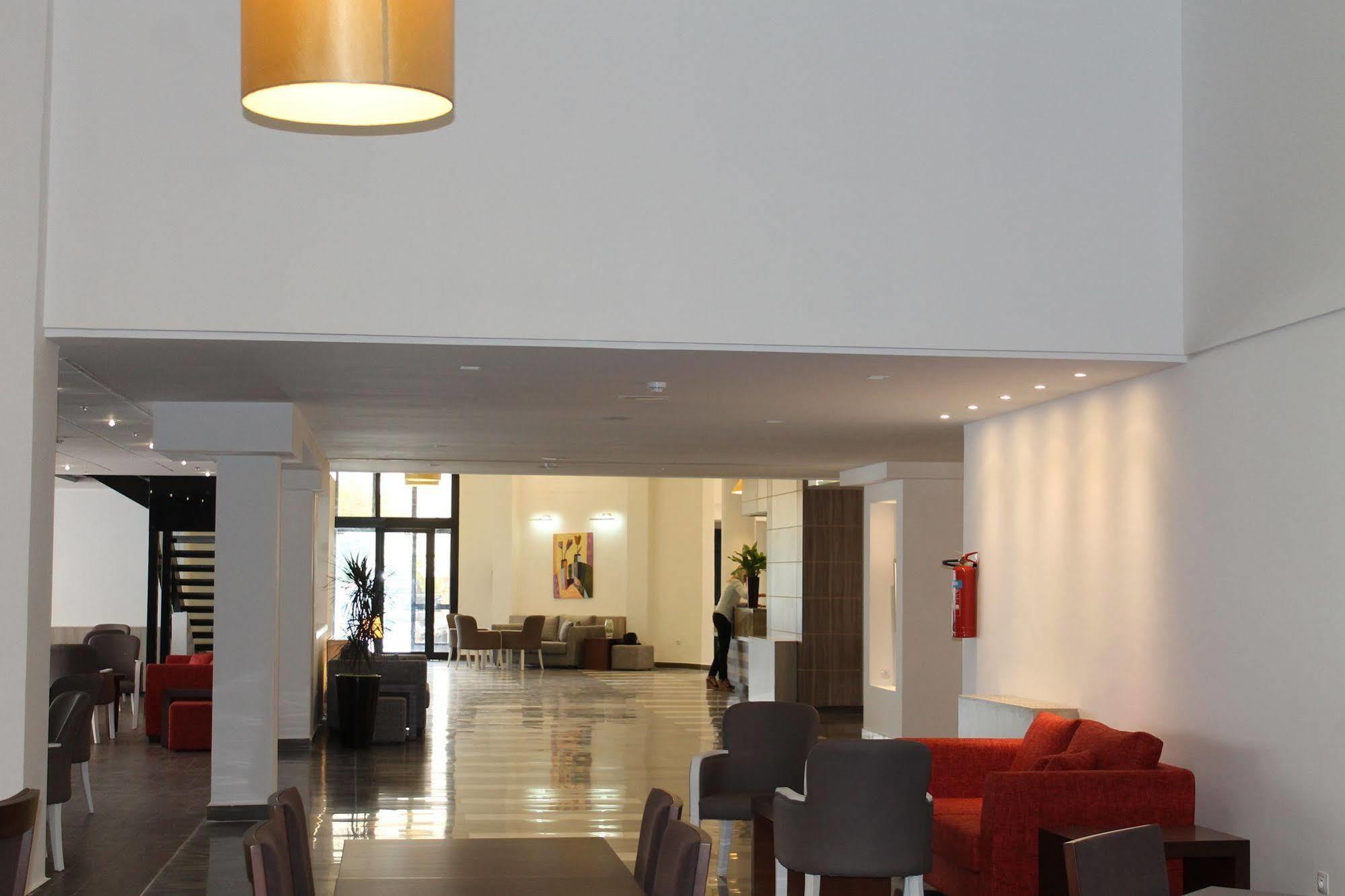 Hotel Leman, Les Berges Du 4*